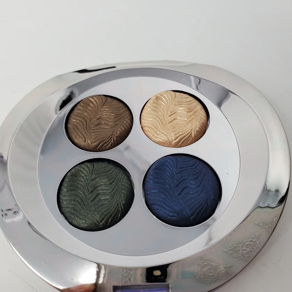 NIB MARY KAY Maui Garden Pure Dimensons Eyeshadow Palette
